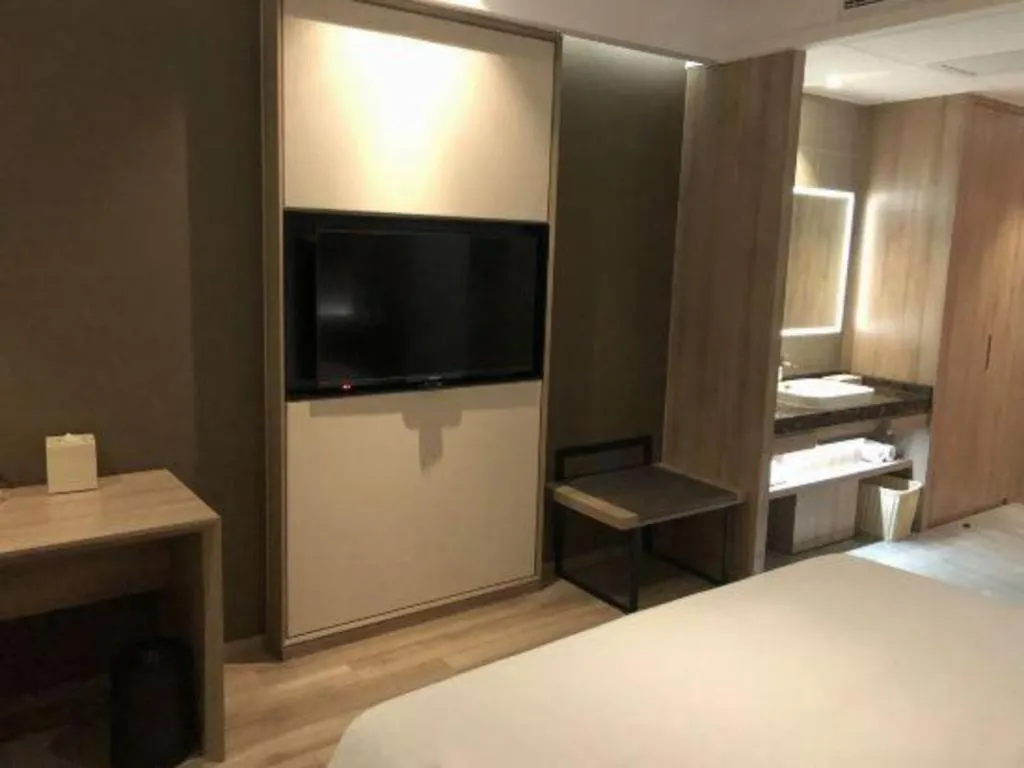 Atour Hotel Suzhou Industrial Park Yangcheng Lake Peninsula 4*, Suzhou (Jiangsu) China