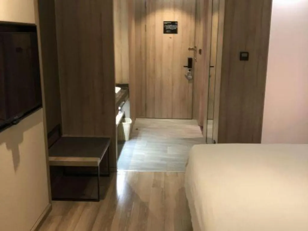 Atour Hotel Suzhou Industrial Park Yangcheng Lake Peninsula China