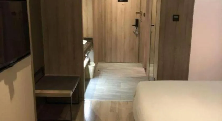 Atour Hotel Suzhou Industrial Park Yangcheng Lake Peninsula
